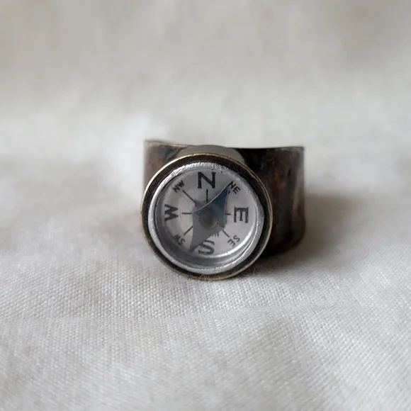 Vintage Working Compass Ring - Picture 7 of 9